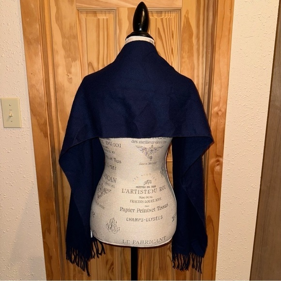 Vineyard Vines Martha’s Baby Alpaca Wool Blue Scarf - Picture 5 of 7